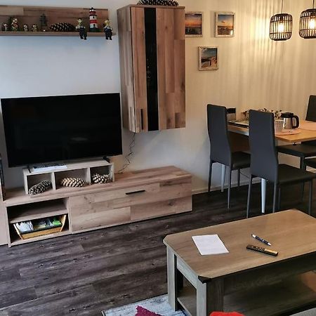 Wohnen Direkt Am Uferpark Mit Grossem Balkon Und Seeblick FDH Exterior photo